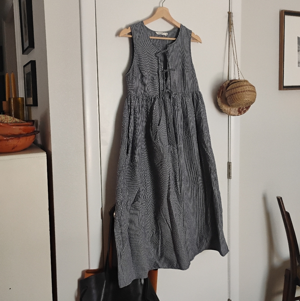Neuflora Ada Dress - Picture 2 of 4